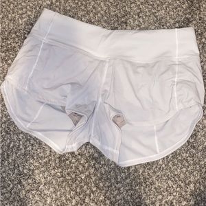 Lululemon speed up low rise 2.5”